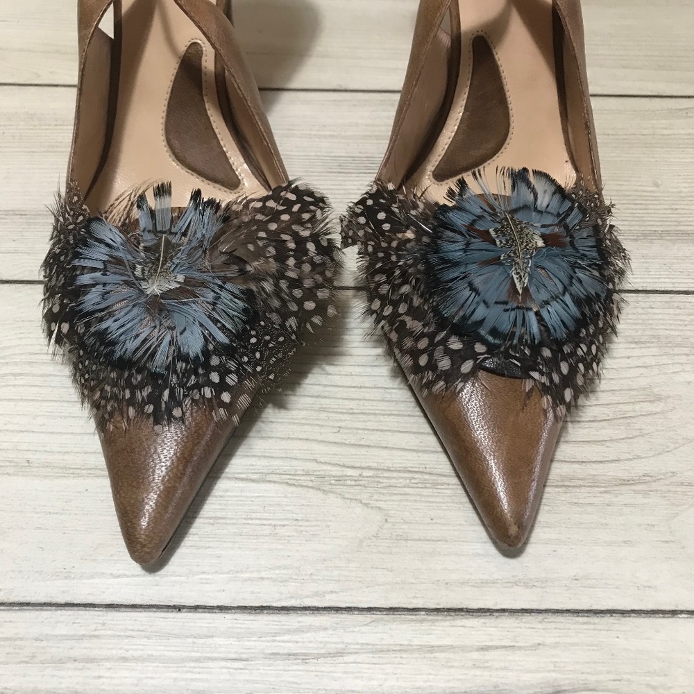 Alessandro Dell'Acqua Feather and Leather Pumps - Picture 2 of 16